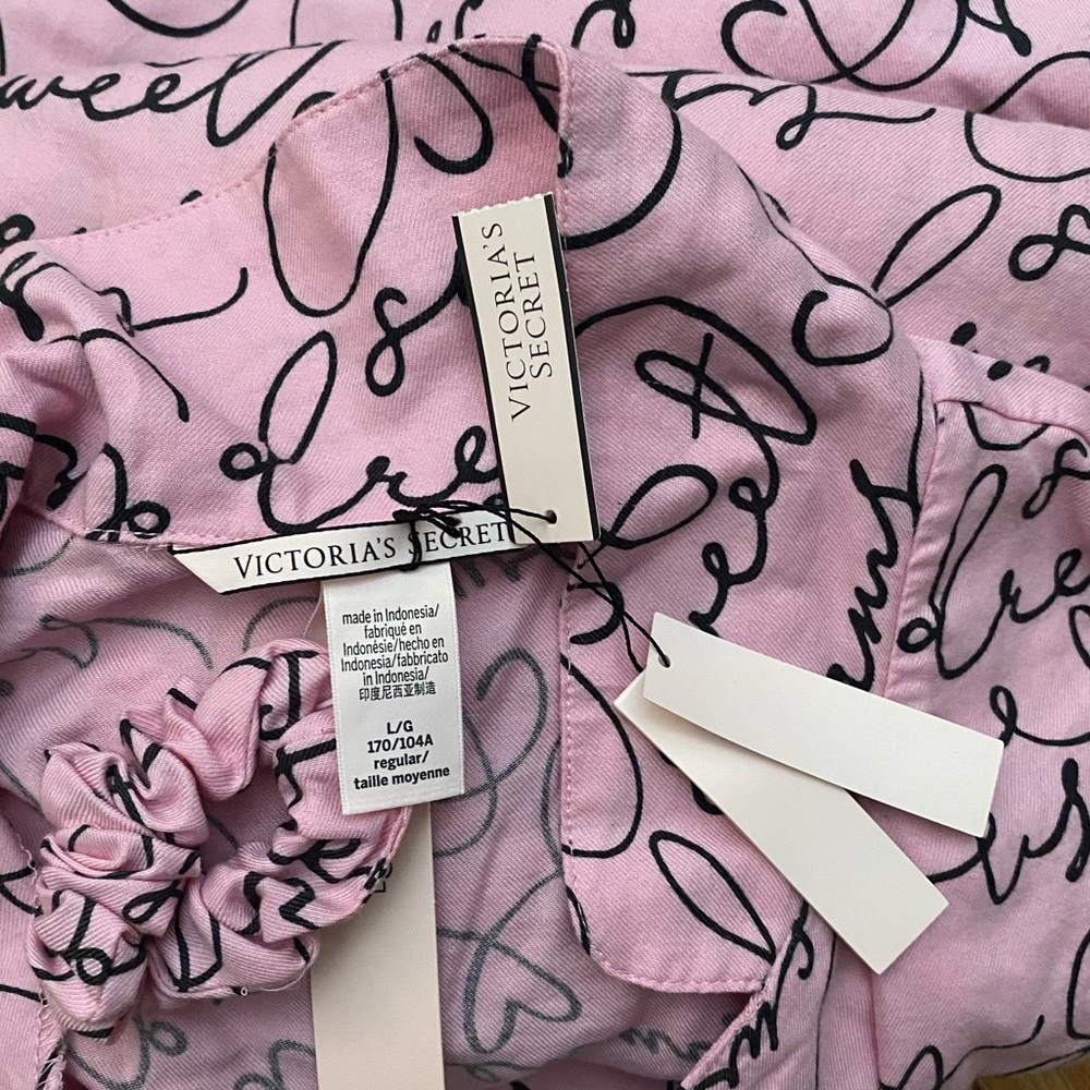 NWT Victoria Secret Pajama Set